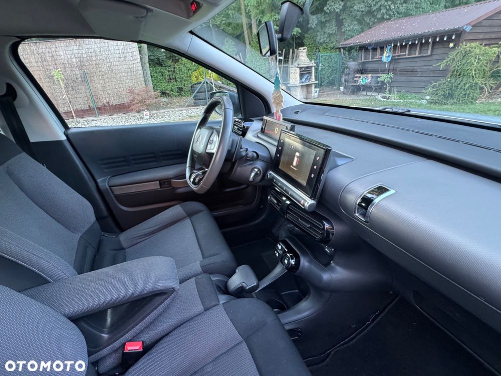Citroën C4 Cactus - 17