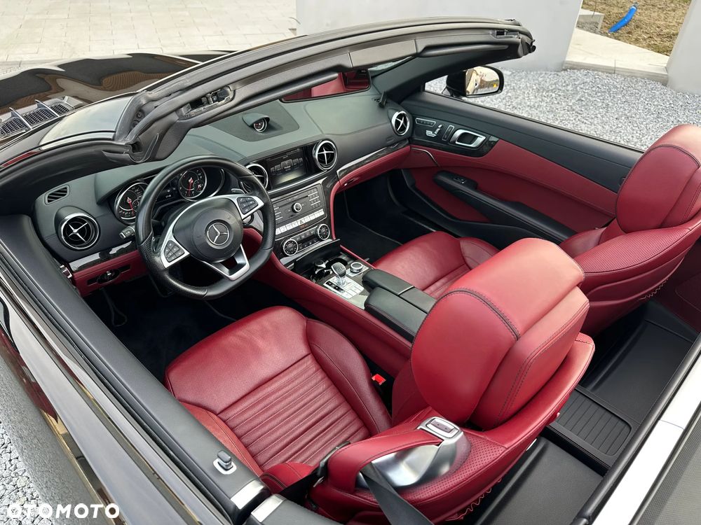 Mercedes-Benz SL - 27