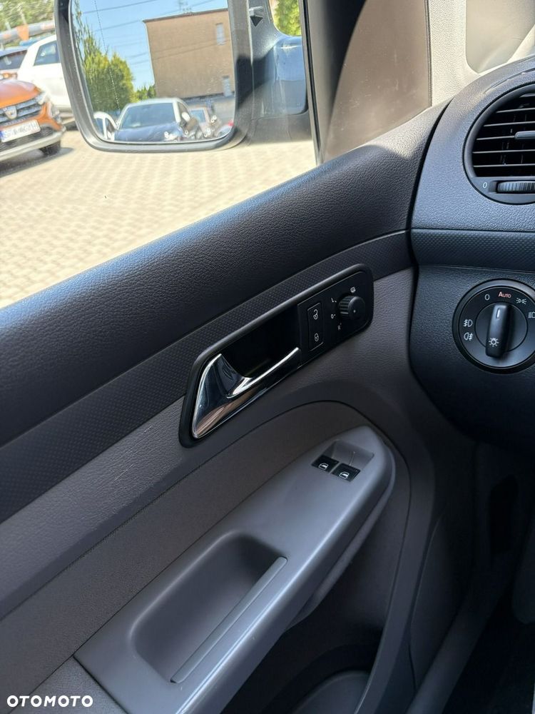 Volkswagen Caddy - 22