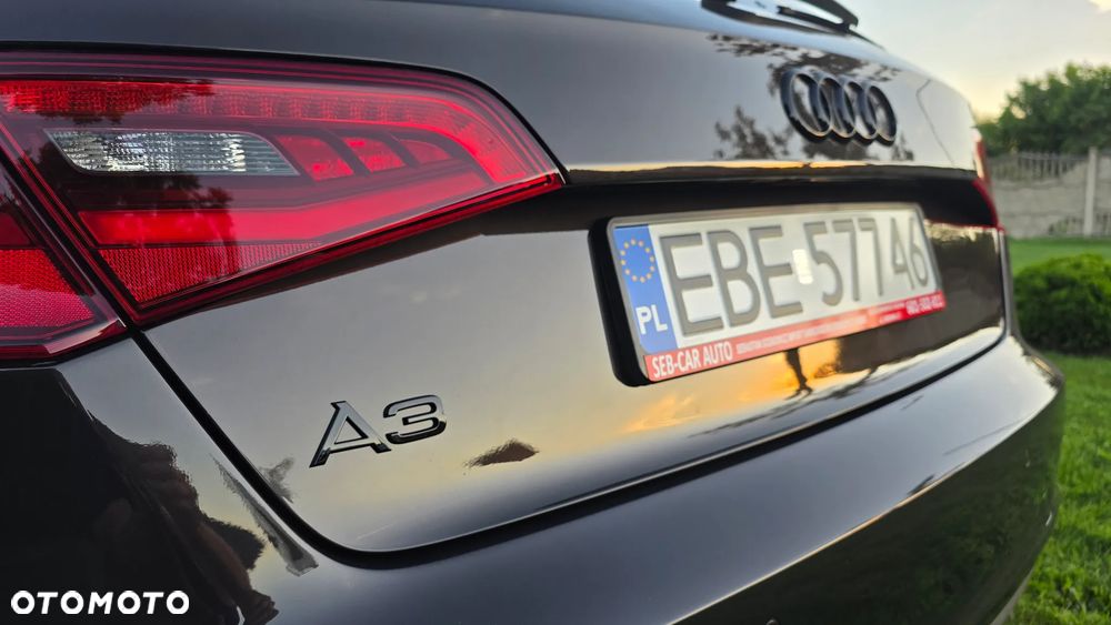 Audi A3 Sportback 2.0 TDI S tronic S line Sportpaket - 10