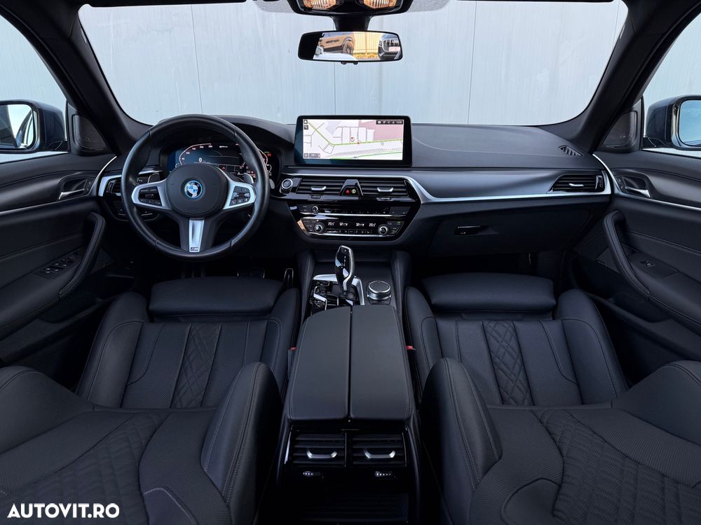 BMW Seria 5 530e Aut. - 7
