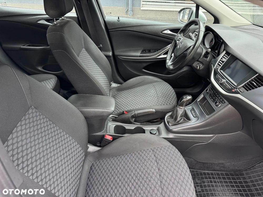 Opel Astra V 1.2 T Edition S&S - 10