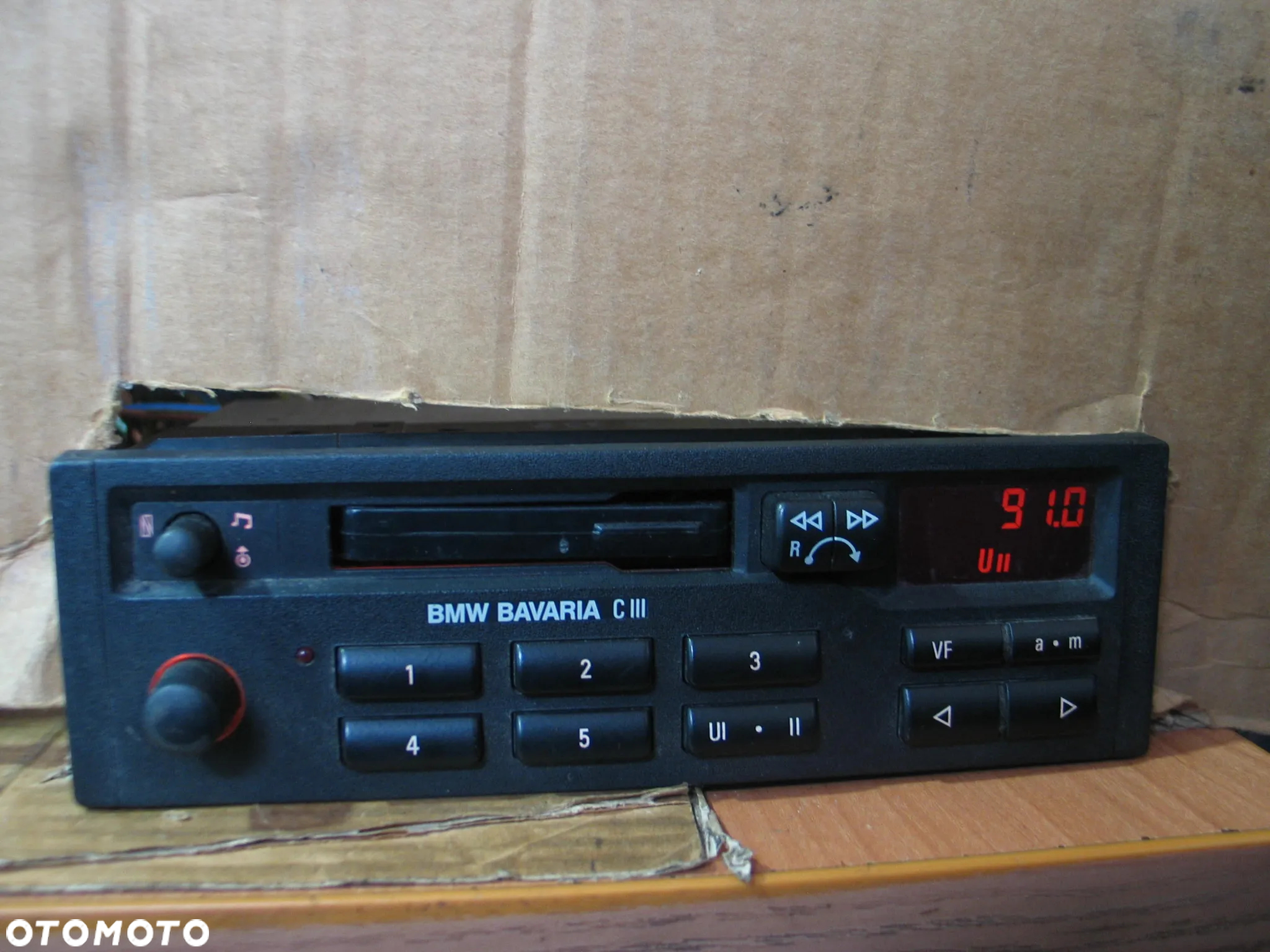 radio radioodtwarzacz BMW bavaria C III E30 E32 E34 zabytek - 7