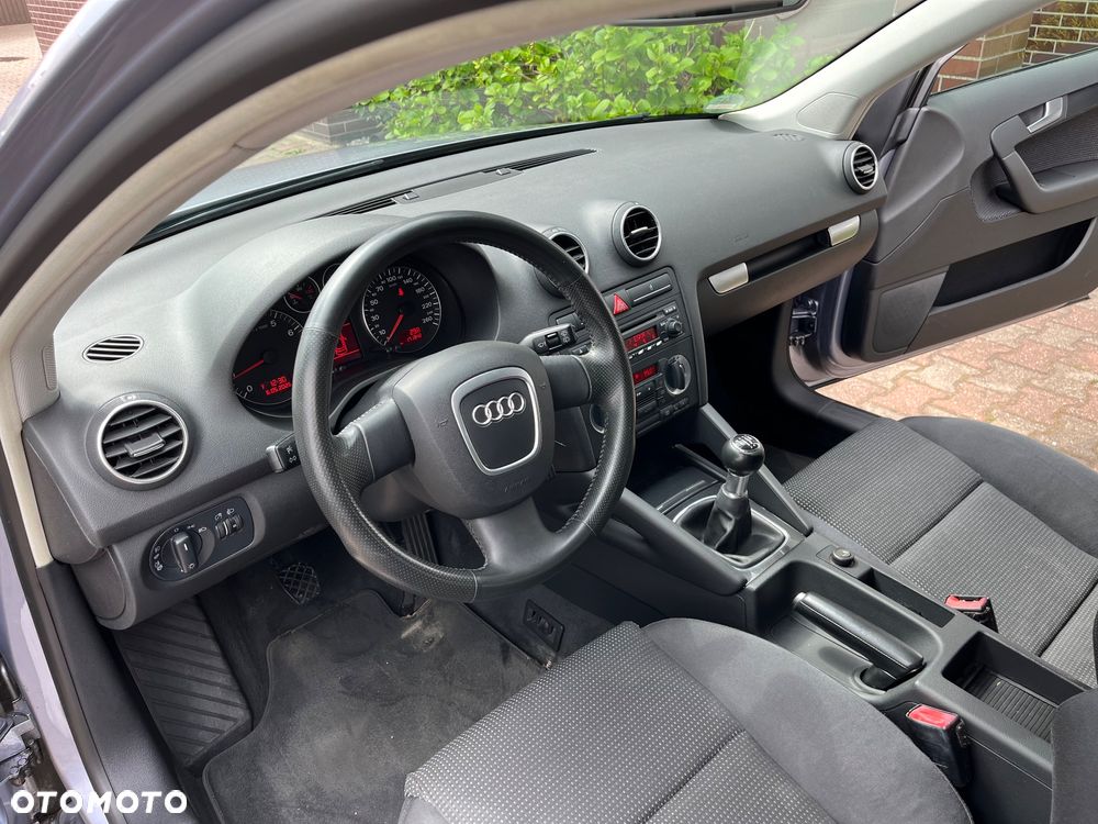 Audi A3 Sportback - 17