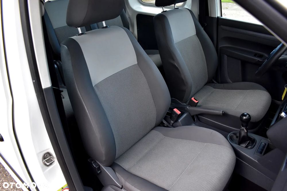 Volkswagen Caddy Maxi 1.6 TDI Trendline Mixt - 24