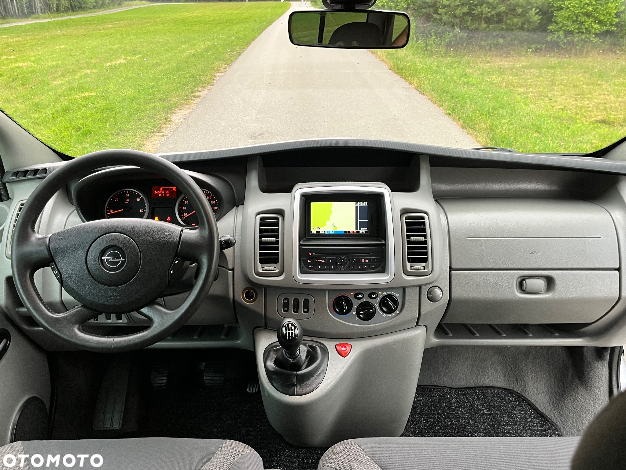 Opel Vivaro L1H1 Tour Cosmo - 8