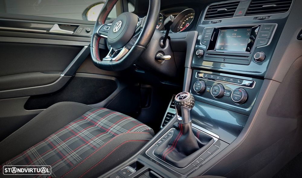 VW Golf 2.0 TSi GTi - 20
