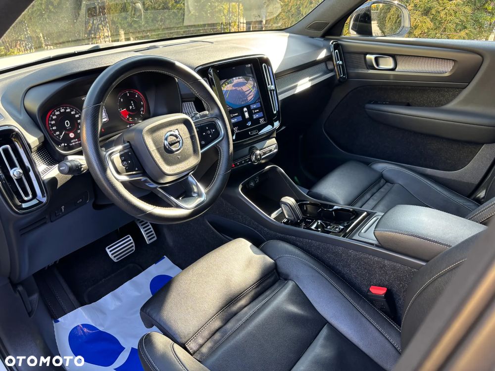 Volvo XC 40 D3 SCR R-Design - 19