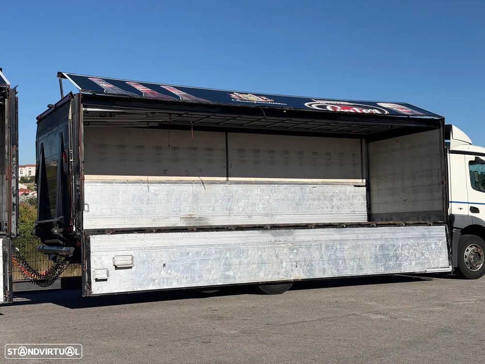 Mercedes Benz Antos 2543 6x2 Porta-Bebidas FullAir - 13