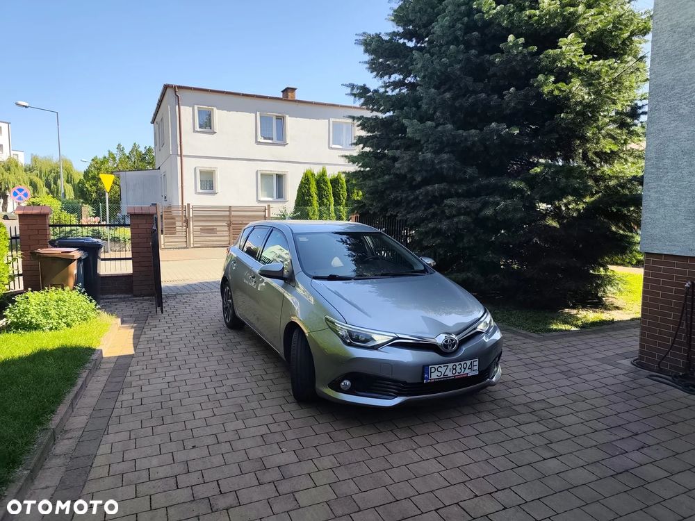 Toyota Auris - 2