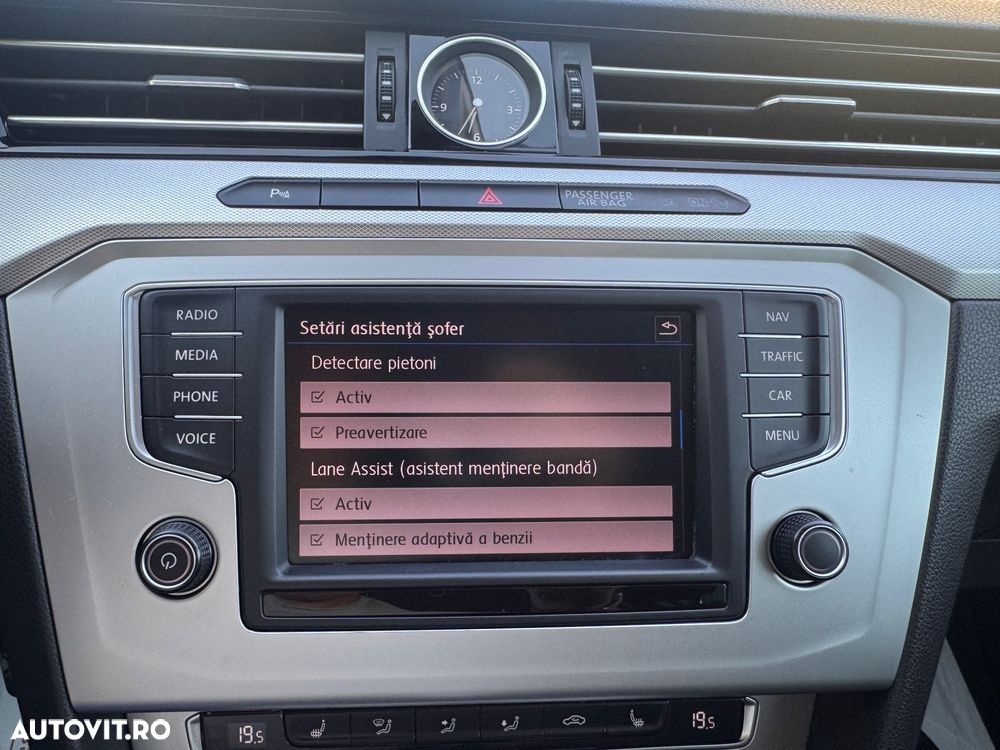 Volkswagen Passat 2.0 TDI SCR DSG - 18