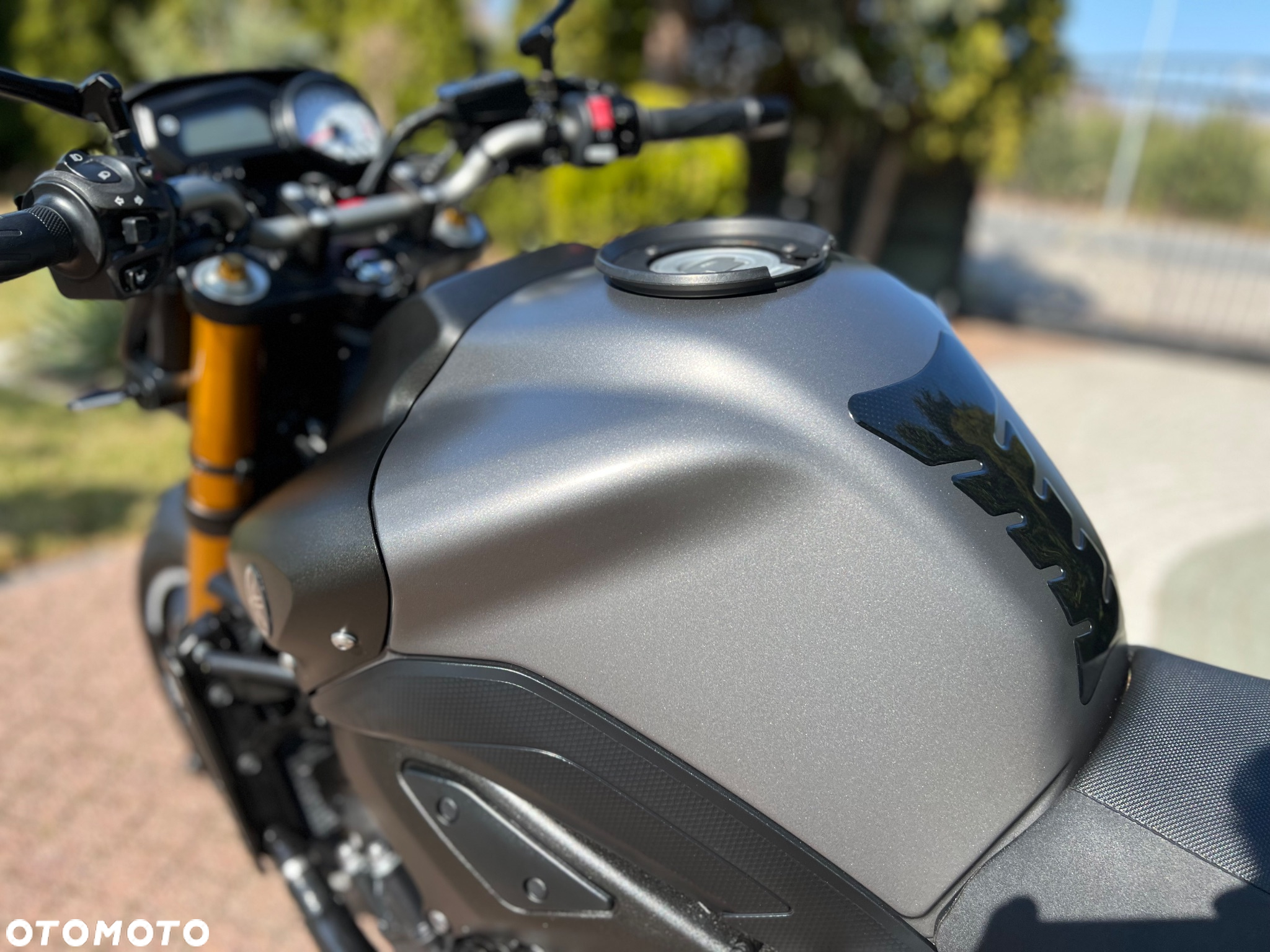 Yamaha FZ8 - 33