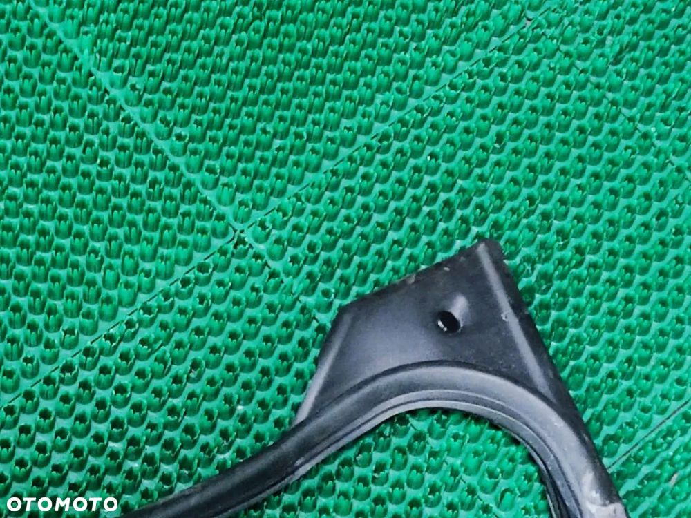 TOYOTA YARIS 19-24r Uszczelka Drzwi Przód Lewy - 2