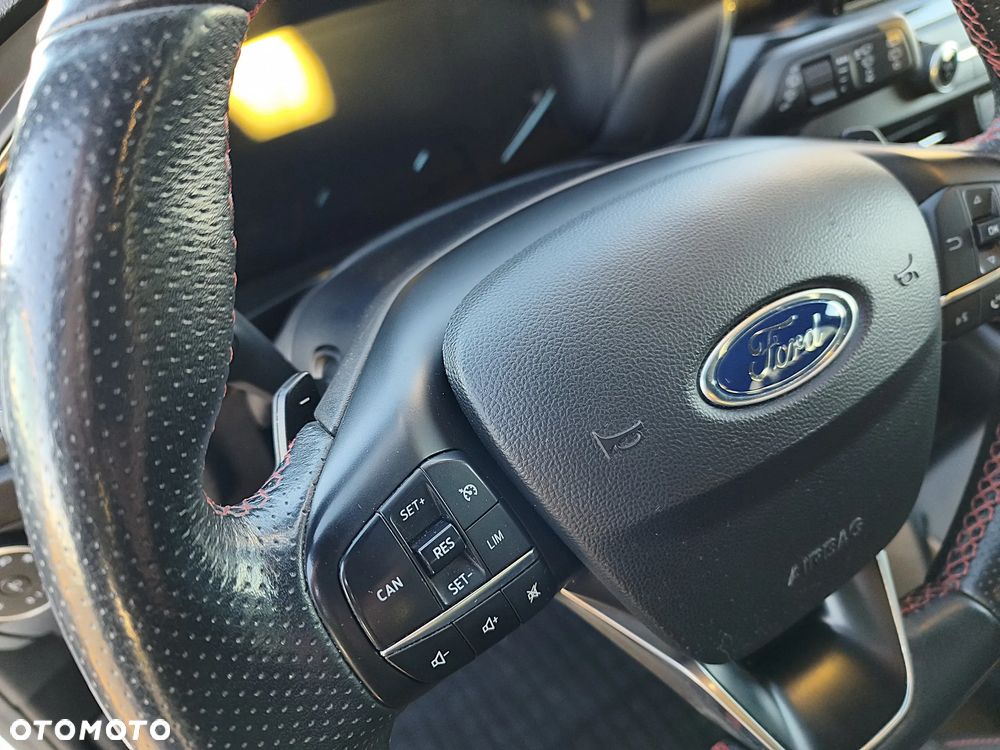 Ford Focus - 23