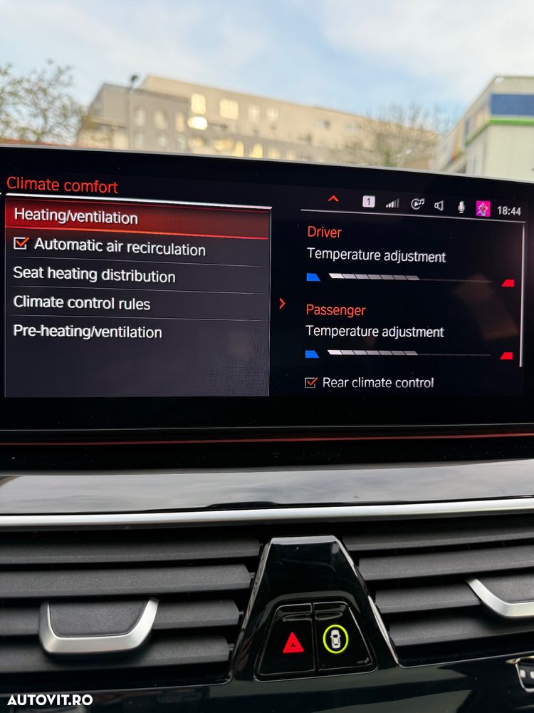 BMW Seria 5 520d Aut. Luxury Line - 40