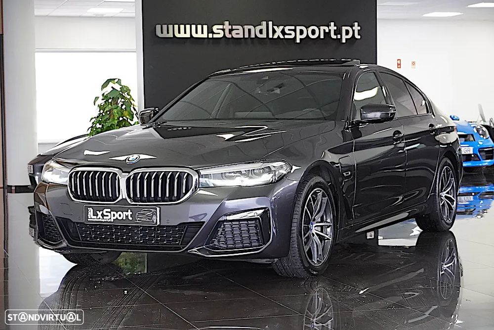 BMW 530 e Pack M - 1