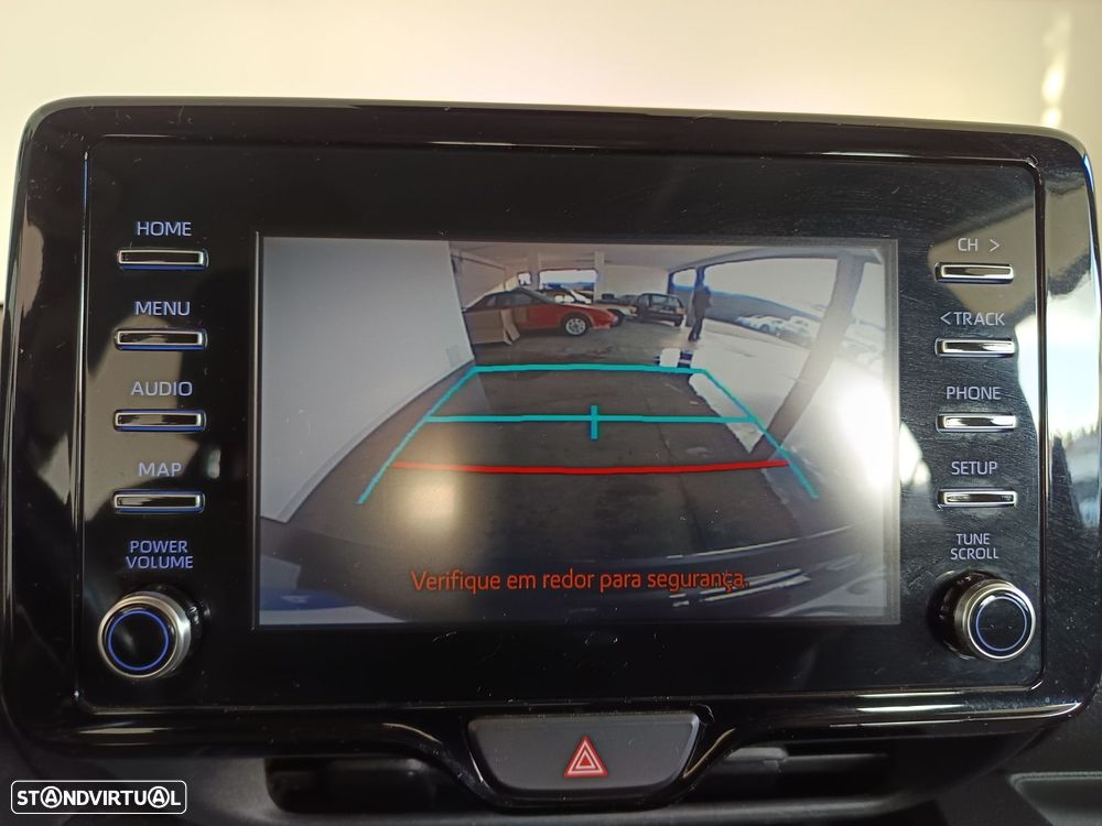 Toyota Yaris 1.5 HDF Comfort Plus - 16