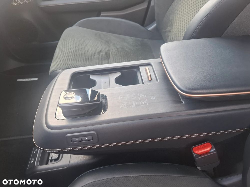 Nissan Ariya 87kWh Evolve - 9