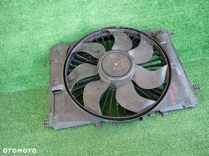 MERCEDES W204 204 C-KLASA wentylator - 2