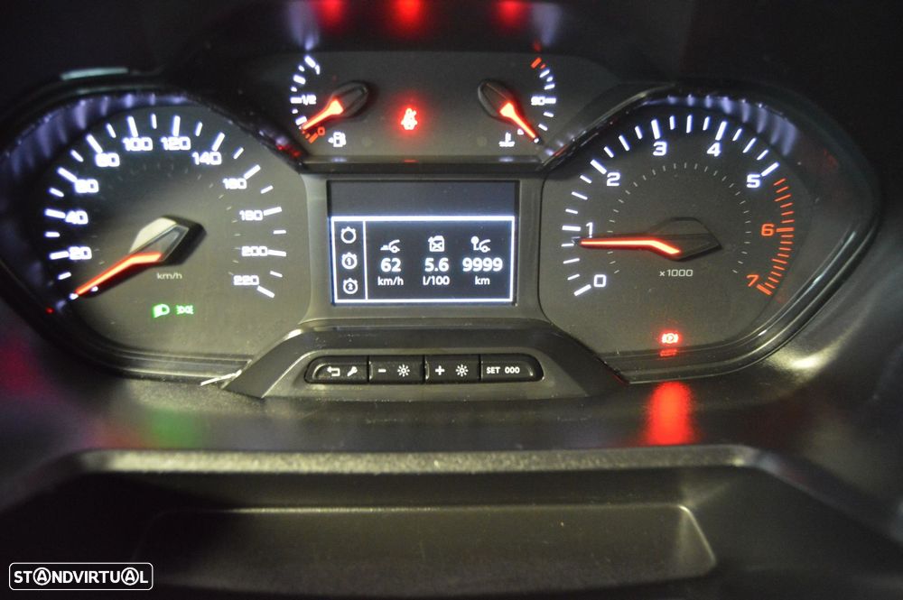 Peugeot Partner 1.5 BlueHDi Asphalt Longa - 33