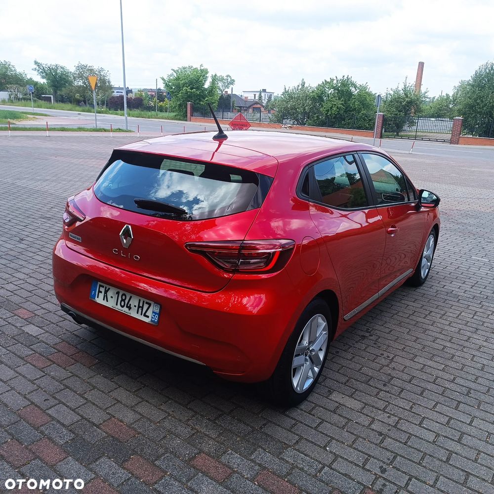 Renault Clio - 9