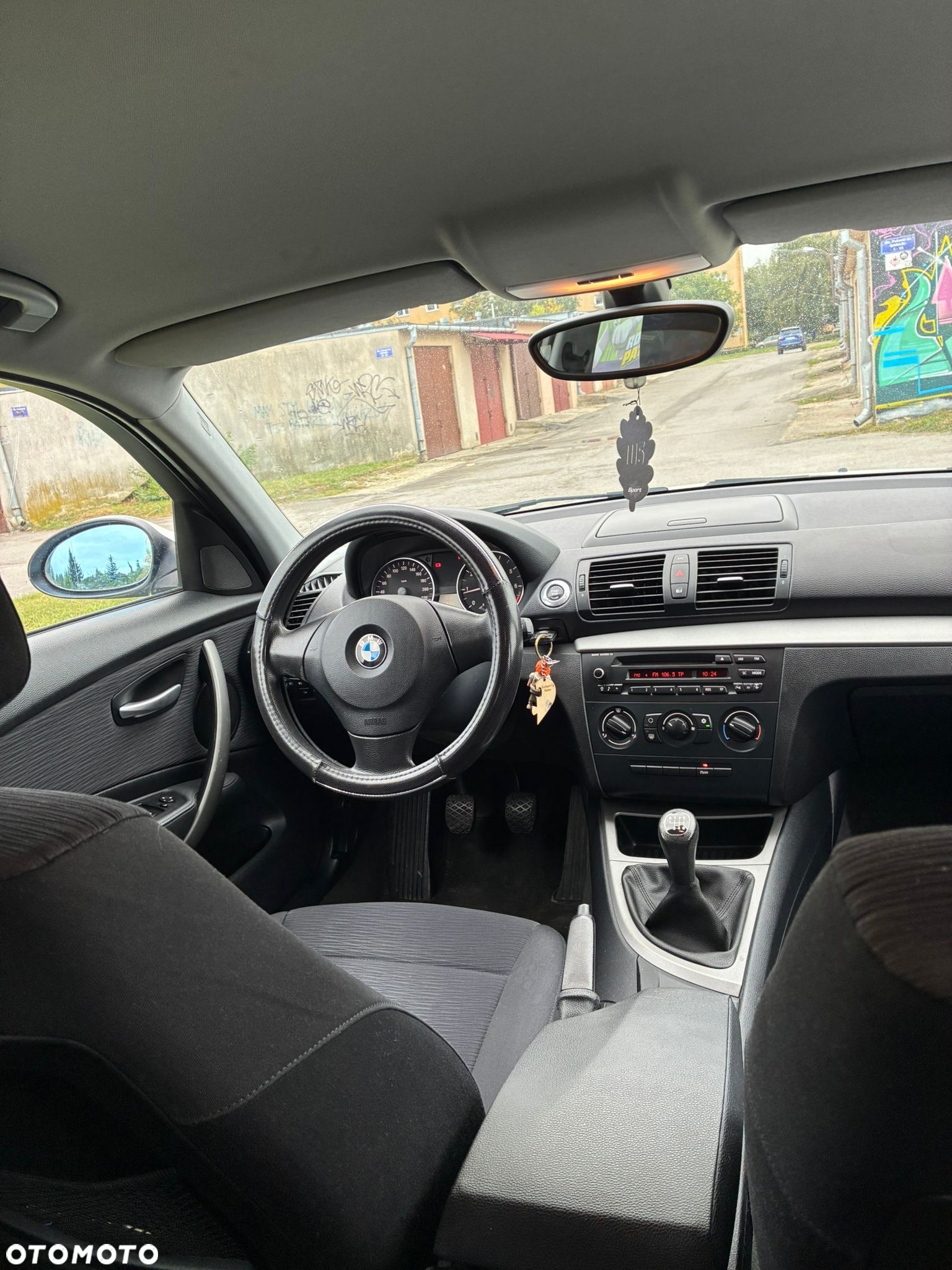 BMW Seria 1 116i - 17