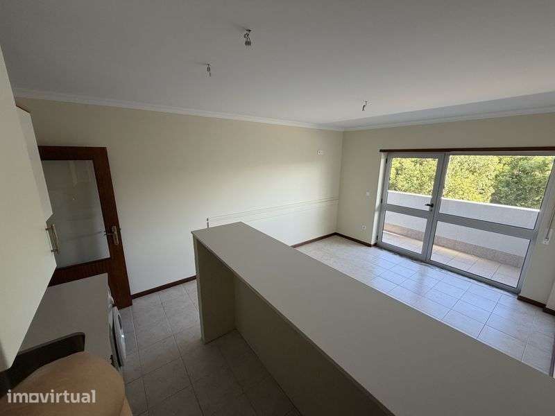Arrendamento T1 Novo - 2 Andar com elevador - Grande imagem: 4/12