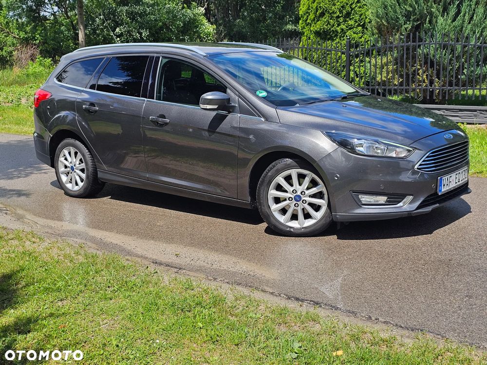 Ford Focus - 34