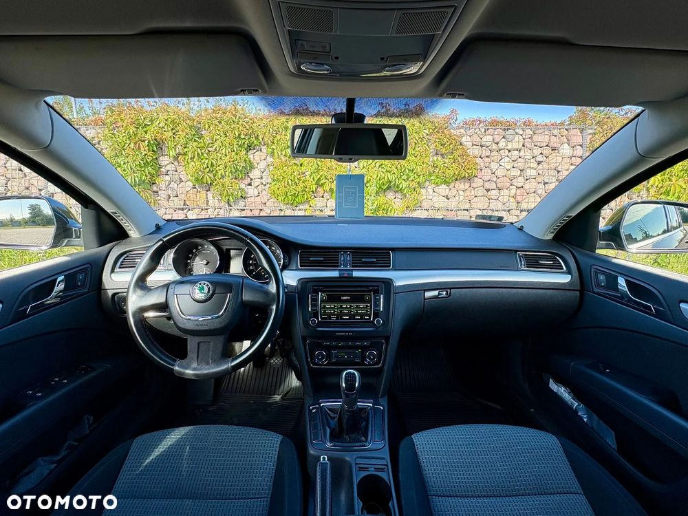Skoda Superb 2.0 TDI Ambition - 16