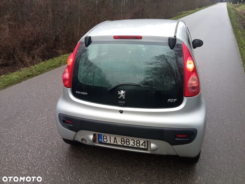 Peugeot 107 1.0 Urban Move - 11