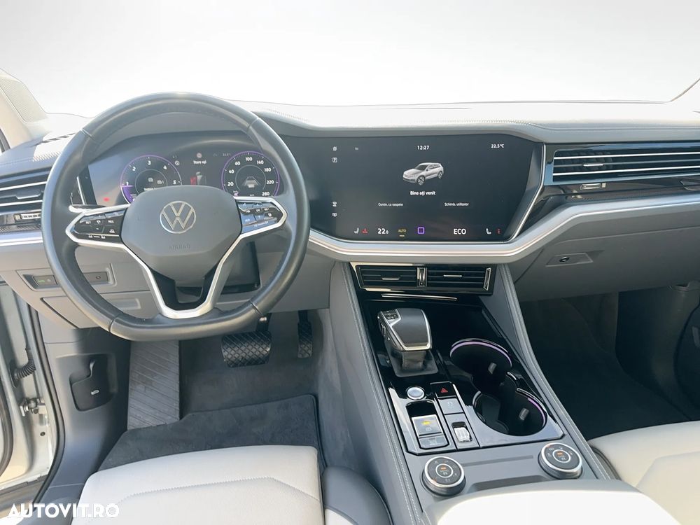 Volkswagen Touareg V6 TDI 4MOTION Elegance - 14