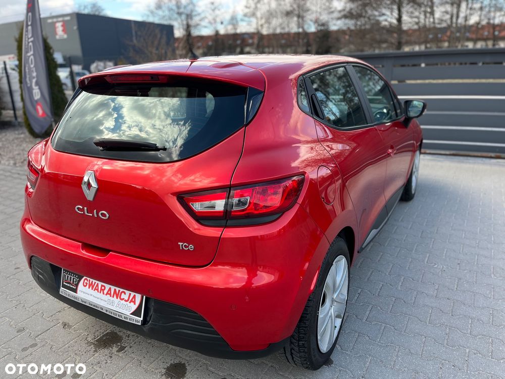 Renault Clio TCe 90 Limited - 16