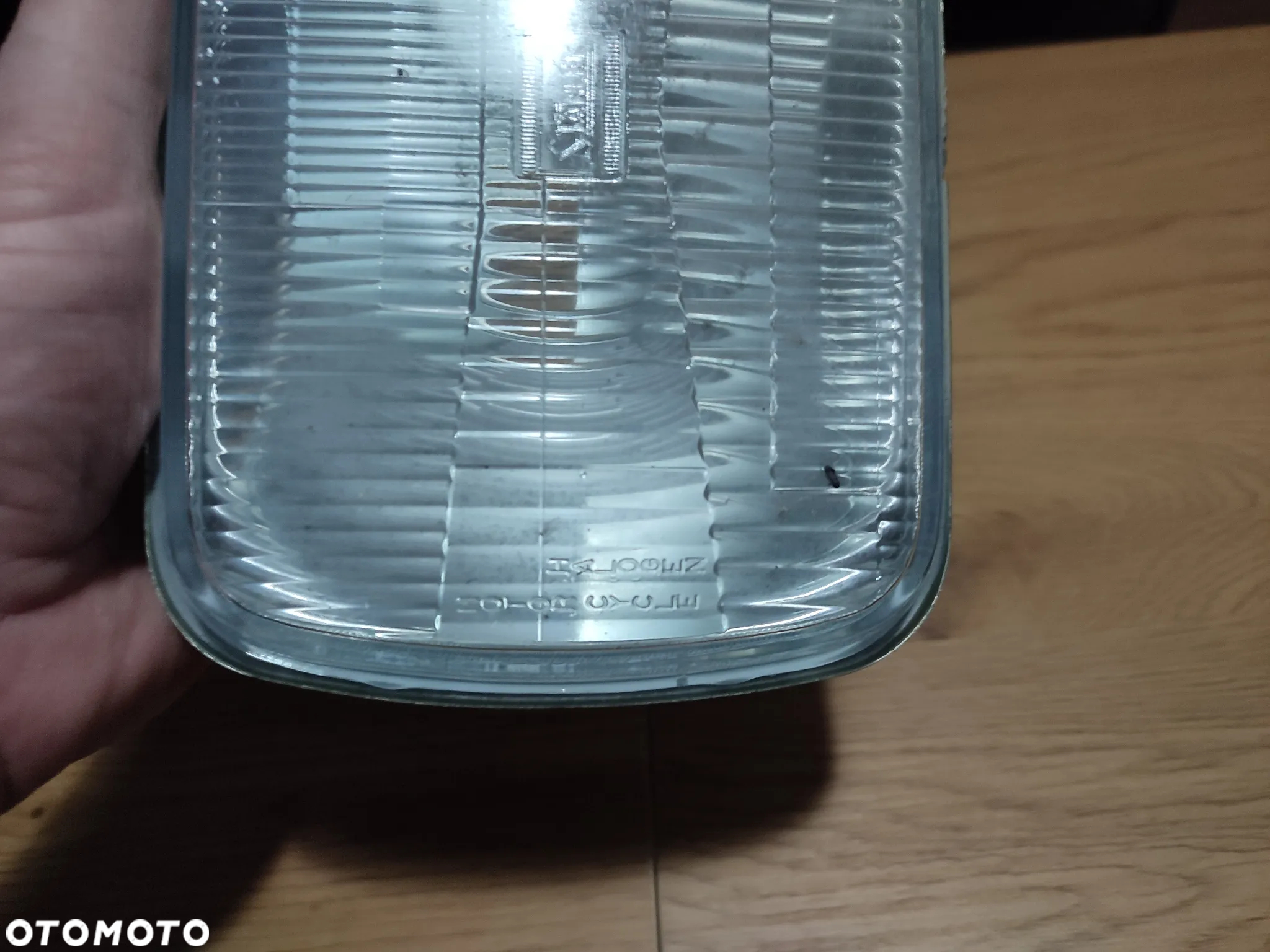 Lampa przód, reflektor Honda VF 1000R - 5