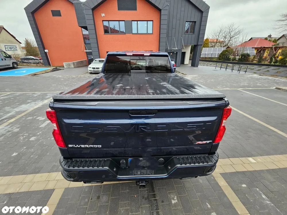 Chevrolet Silverado - 23