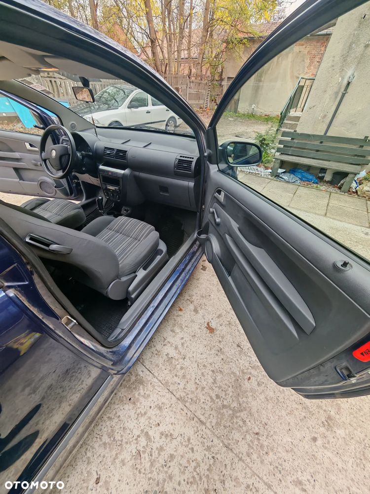 Volkswagen Fox 1.2 - 28