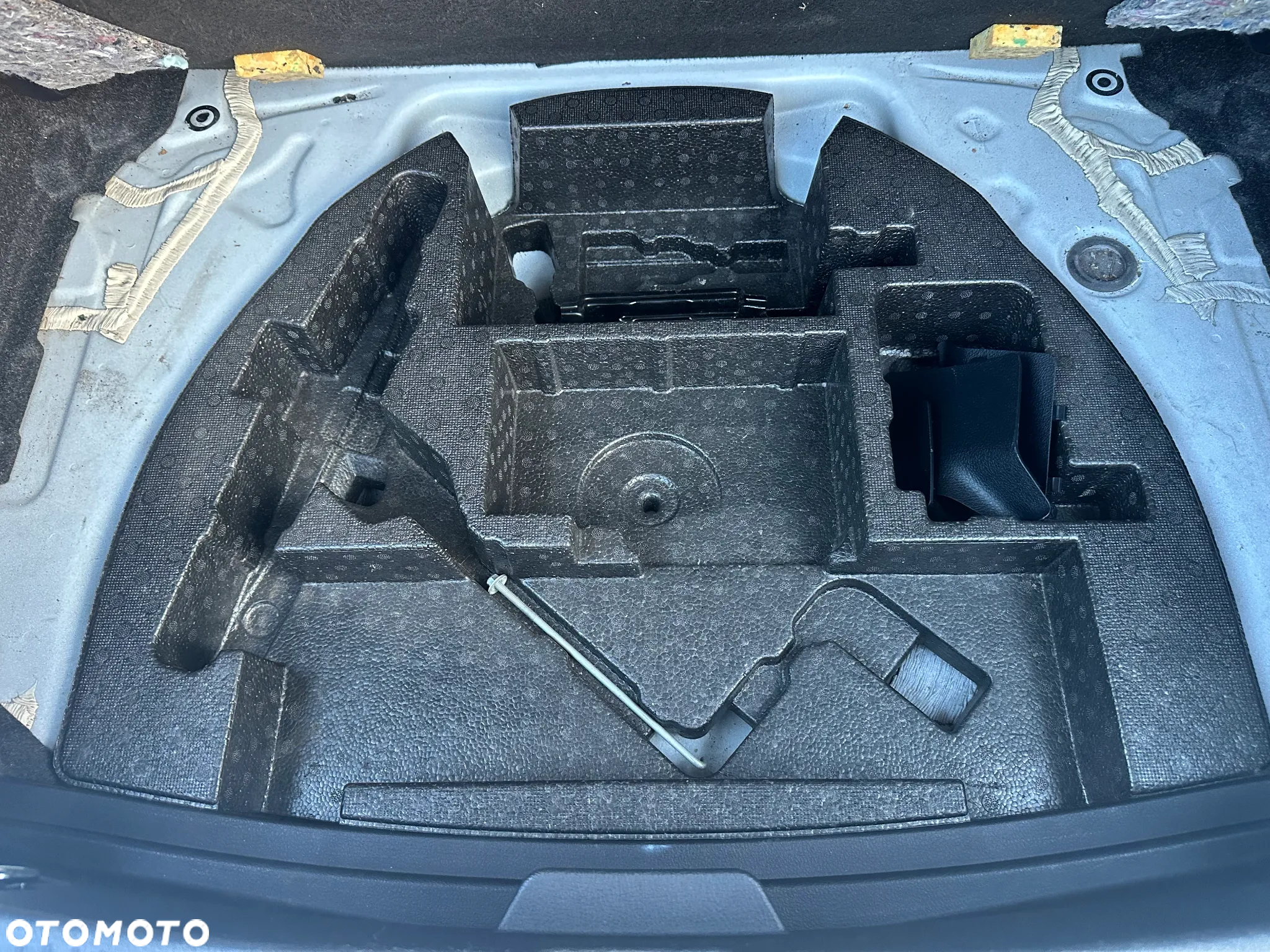 Toyota Auris 1.8 HSD Prestige NAVI - 34