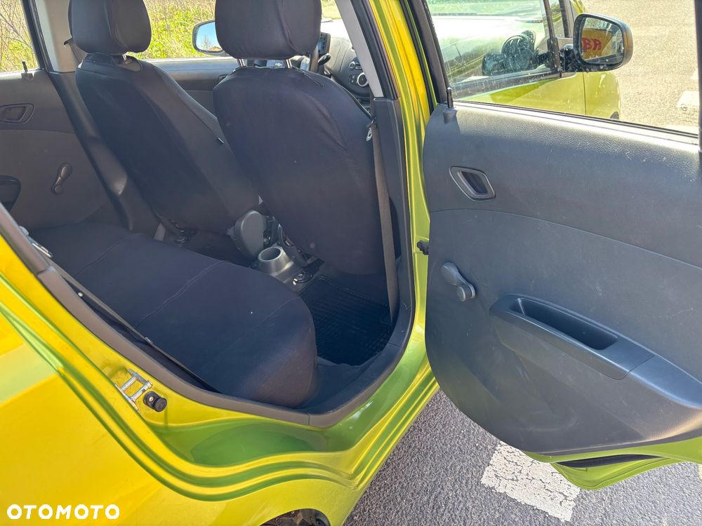 Chevrolet Spark 1.0 Base - 8