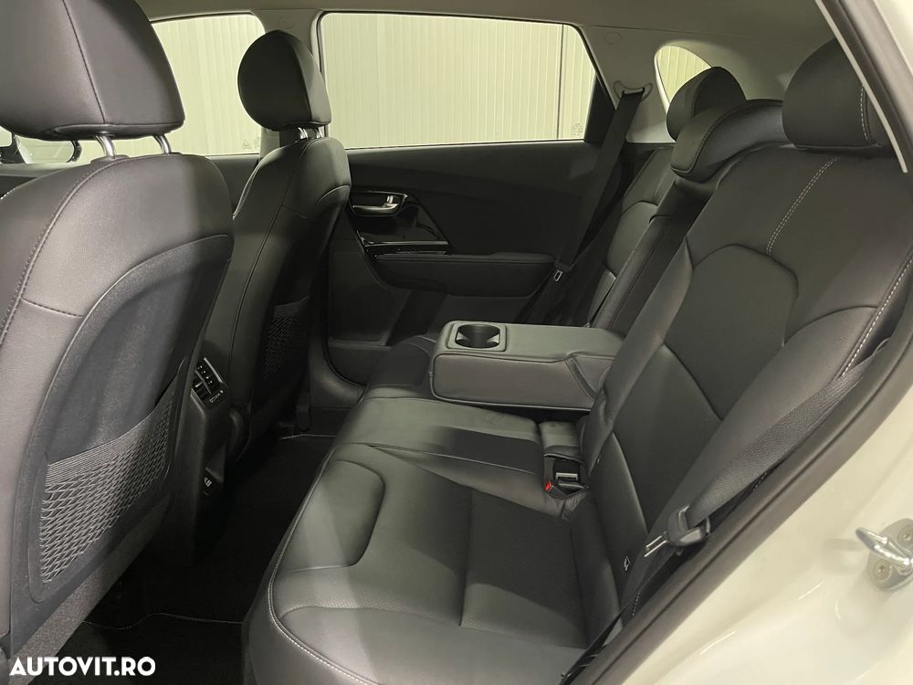 Kia Niro 1.6 GDI PHEV 2WD OPF Aut. Spirit - 12
