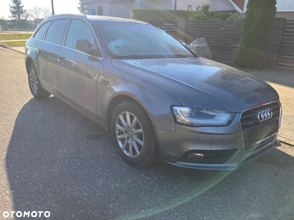 Audi A4 Avant - 2