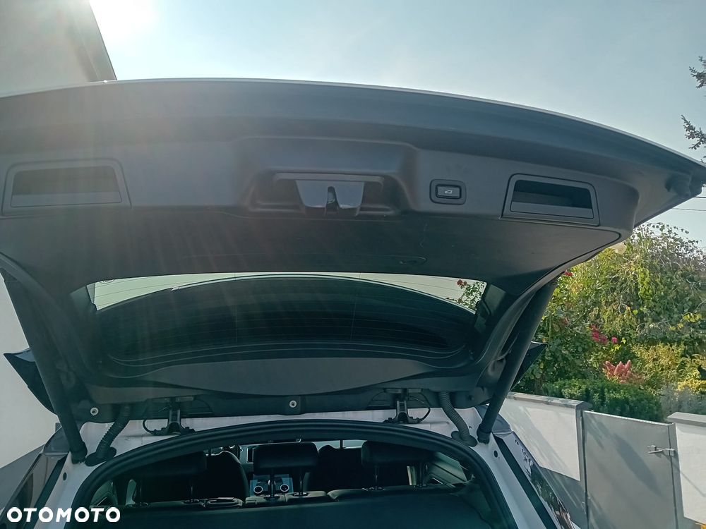 Land Rover Range Rover Evoque - 26