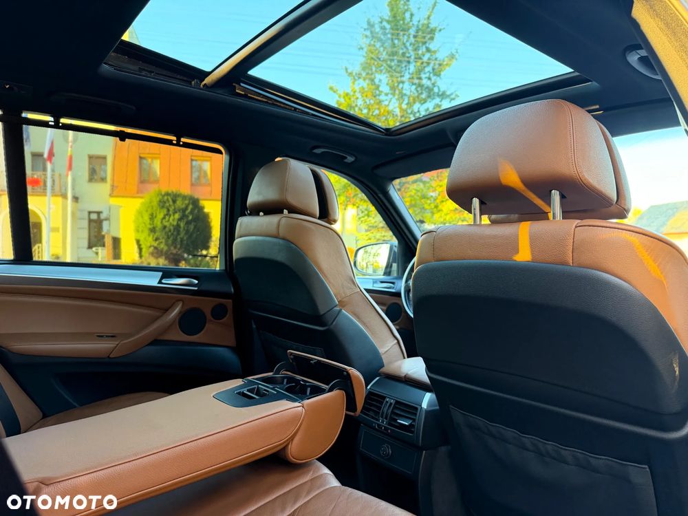 BMW X5 xDrive35d - 18
