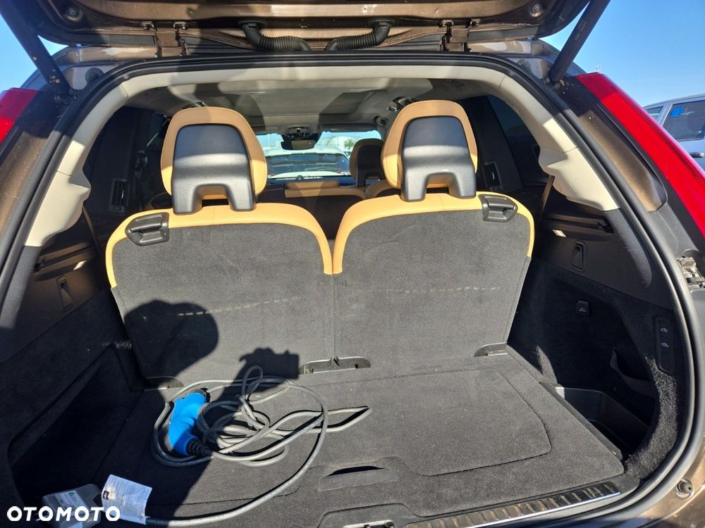 Volvo XC 90 T8 AWD Recharge Geartronic Inscription Edition - 10
