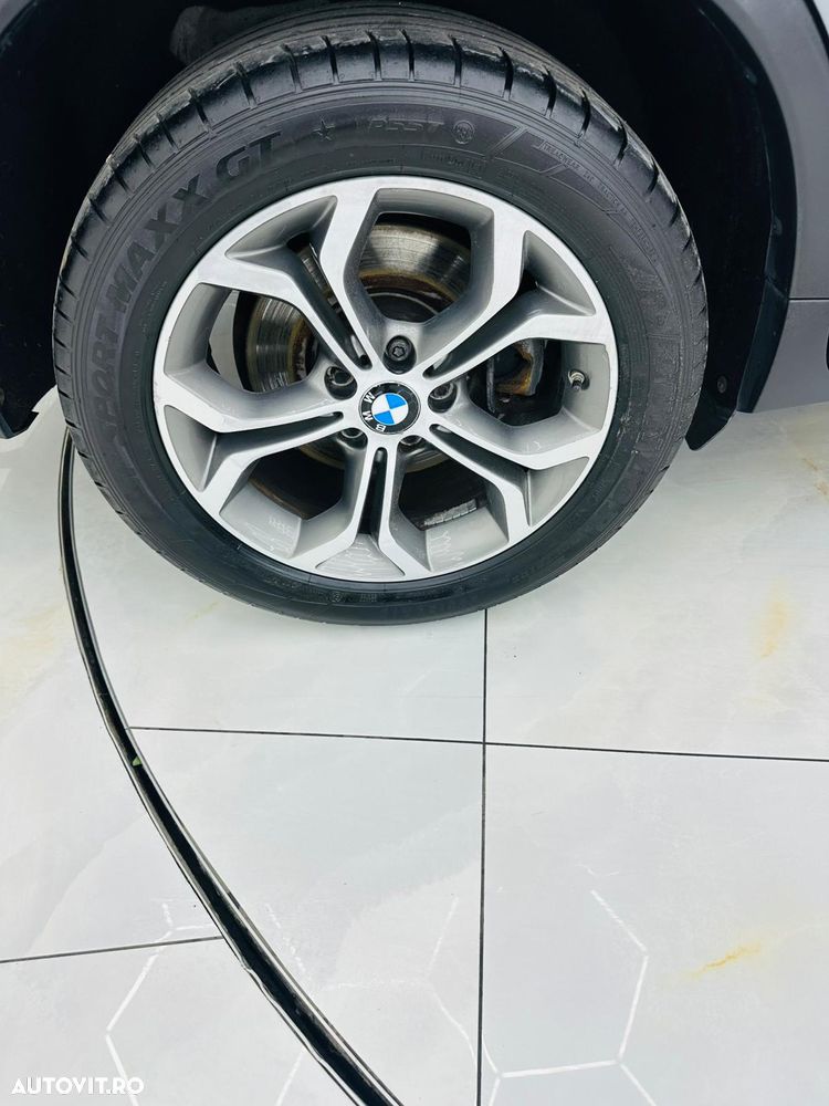 BMW X3 sDrive18d xLine - 29