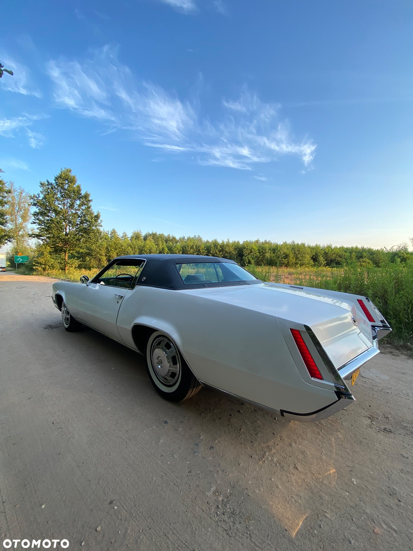 Cadillac Eldorado - 4