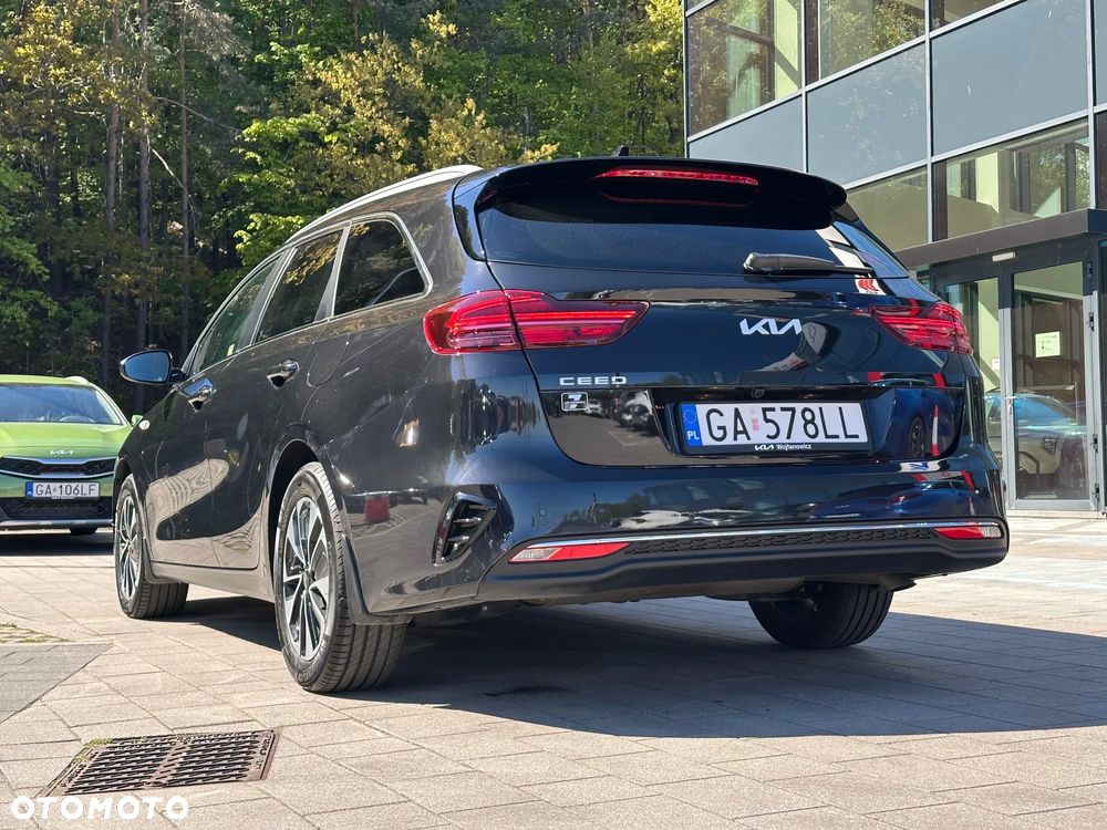 Kia Ceed 1.5 T-GDI M DCT - 12