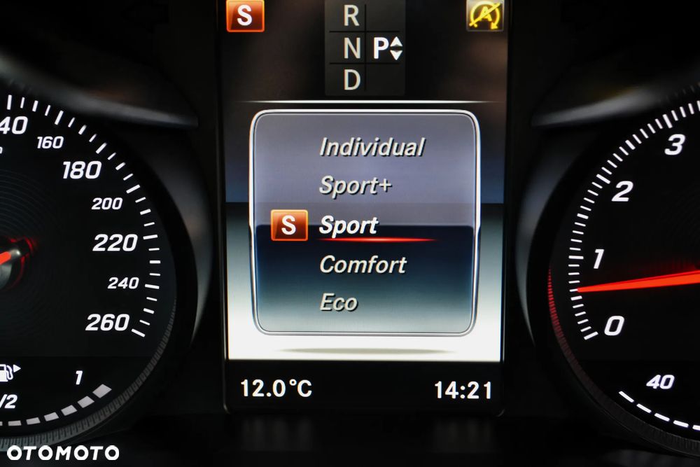 Mercedes-Benz Klasa C 200 4-Matic 7G-TRONIC - 19