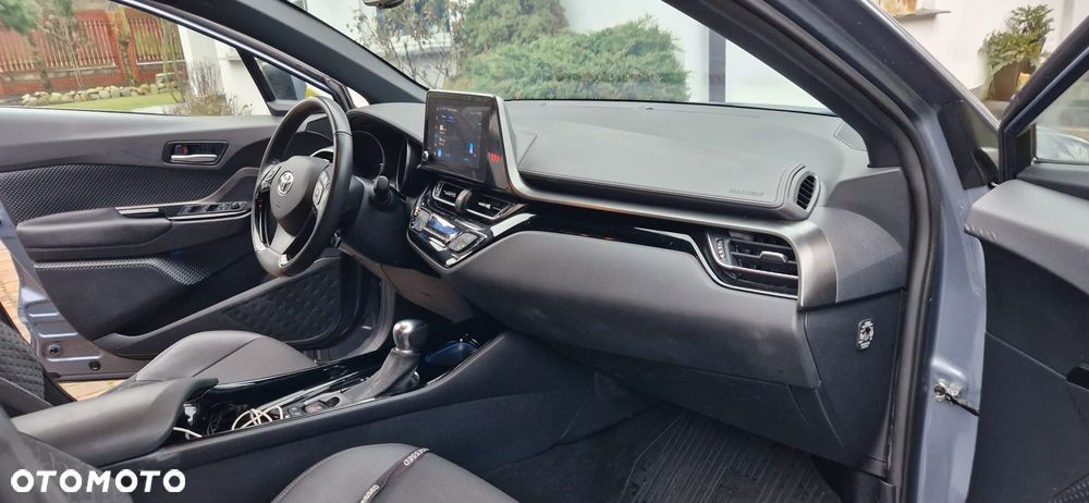 Toyota C-HR 1.8 Hybrid Prestige - 8