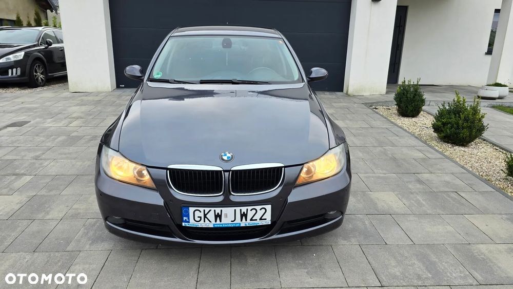 BMW Seria 3 320i Edition Sport - 2