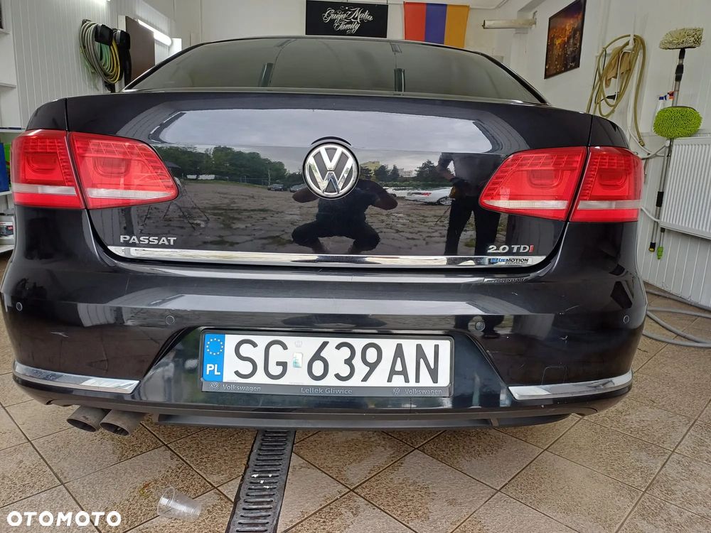 Volkswagen Passat 2.0 TDI 4Mot Highline DSG - 6