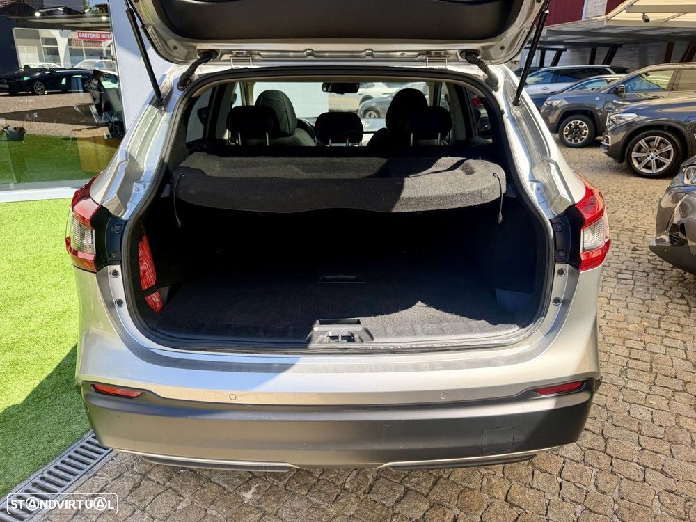 Nissan Qashqai 1.5 dCi 360 - 18